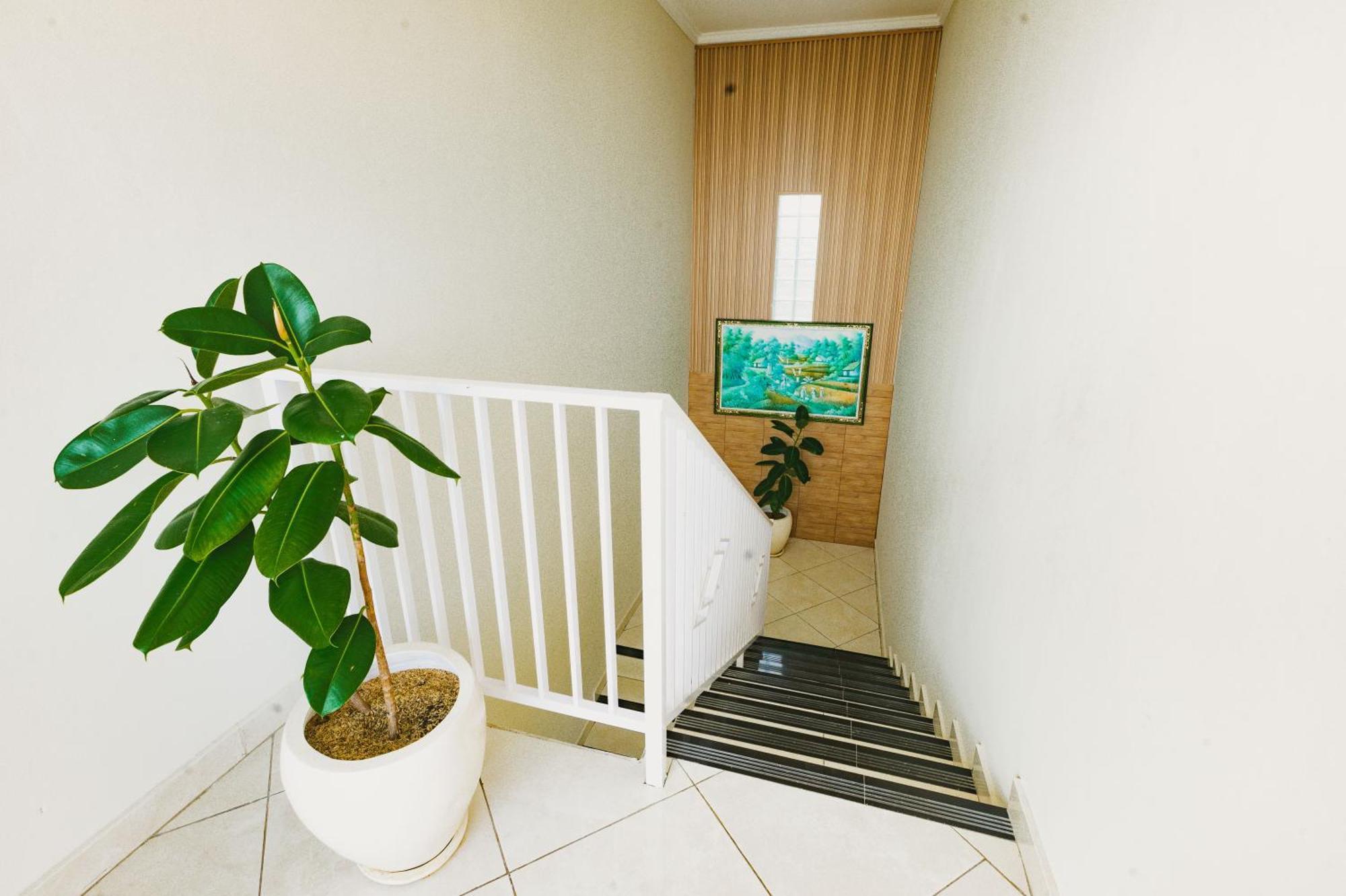Happy Devi Guesthouse Canggu  Exterior photo